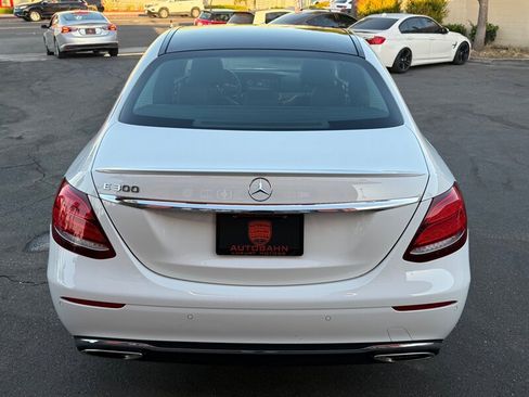 Used 2018 Mercedes-Benz E 300 image 10