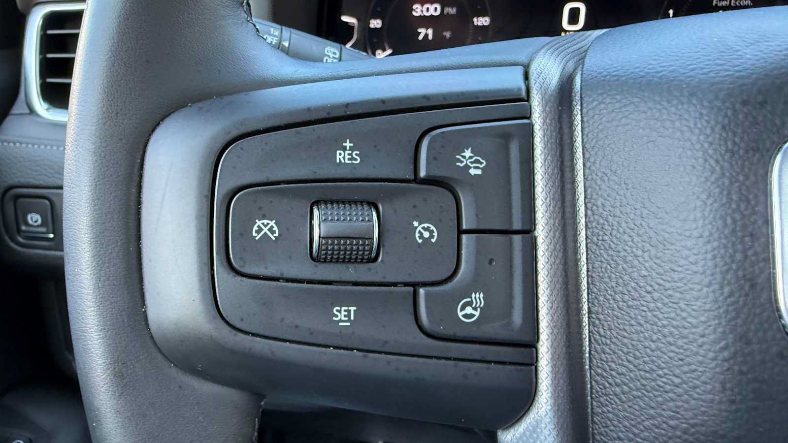 Used 2024 GMC Yukon Denali AWD/4WD image 16