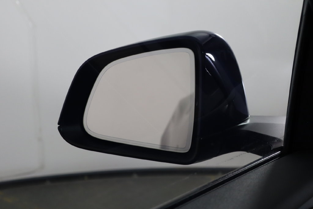 Used 2023 Tesla Model Y Long Range AWD/4WD image 45