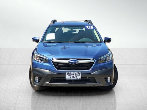 Used 2022 Subaru Outback Premium AWD/4WD image 2