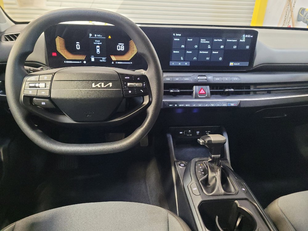 Used 2025 Kia K4 FWD image 22