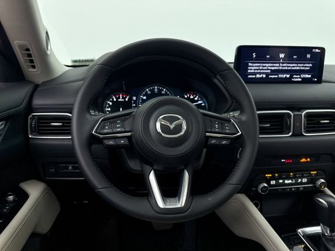 Used 2023 MAZDA CX-5 AWD 2.5 S w/ Premium Package image 4