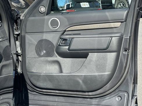 Used 2023 Land Rover Discovery HSE R-Dynamic image 19