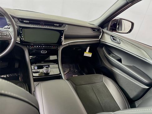 New 2026 Jeep Grand Cherokee L 4WD image 18