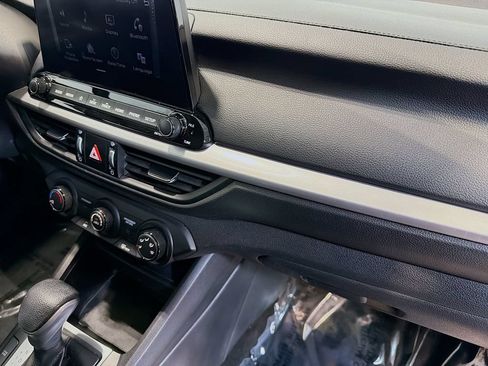 Used 2020 Kia Forte LXS FWD image 21