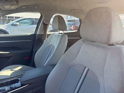 Used 2021 Hyundai Sonata SE image 15