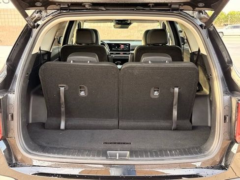 Used 2025 Kia Sorento EX w/ Panoramic Sunroof Package FWD image 13