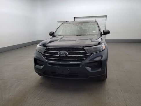 Used 2022 Ford Explorer XLT AWD/4WD image 15