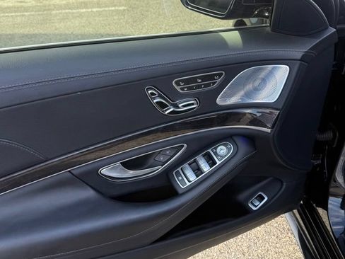 Used 2019 Mercedes-Benz S 560 Sedan image 10