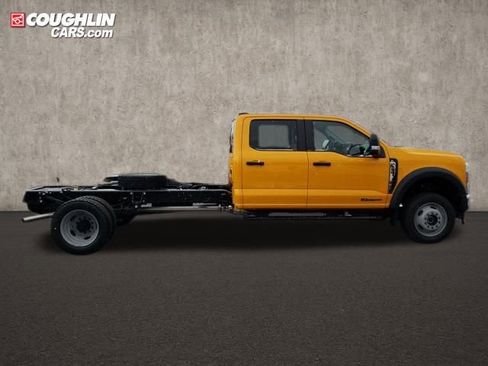 New 2026 Ford F550 4x4 Crew Cab image 9