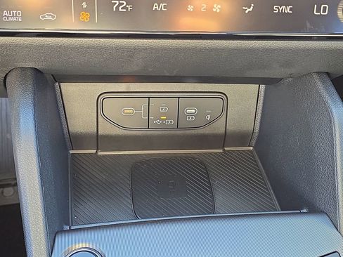New 2026 Kia Sportage SX image 29