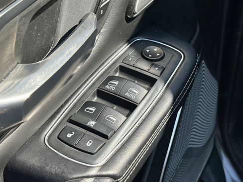 Used 2019 RAM 1500 Limited AWD/4WD image 16