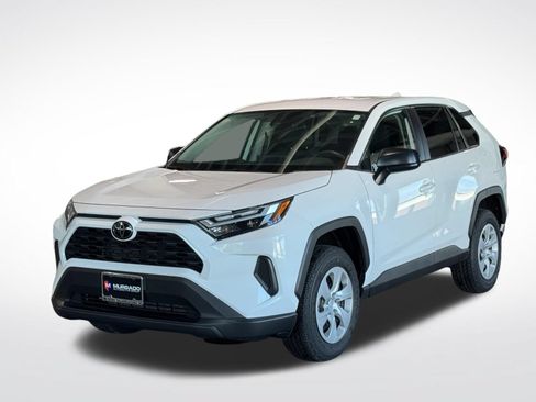 Used 2024 Toyota RAV4 LE AWD/4WD image 4