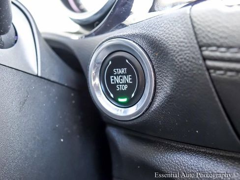 Used 2022 Buick Encore GX Essence w/ Experience Buick Package image 17