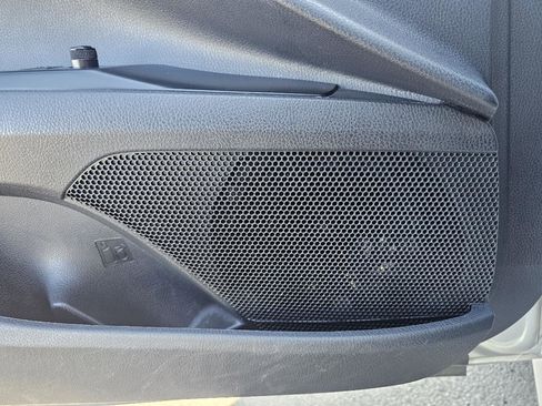 Used 2020 Toyota Camry LE image 17