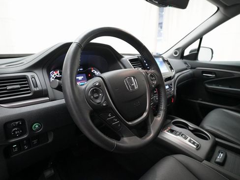 Certified 2023 Honda Ridgeline RTL image 8