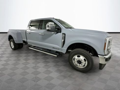New 2026 Ford F350 Lariat w/ Chrome Package AWD/4WD image 4