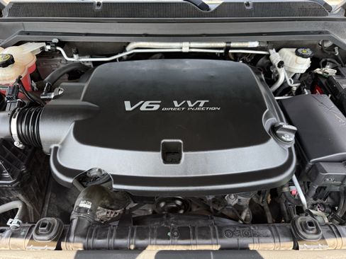 Used 2020 GMC Canyon SLT RWD image 32