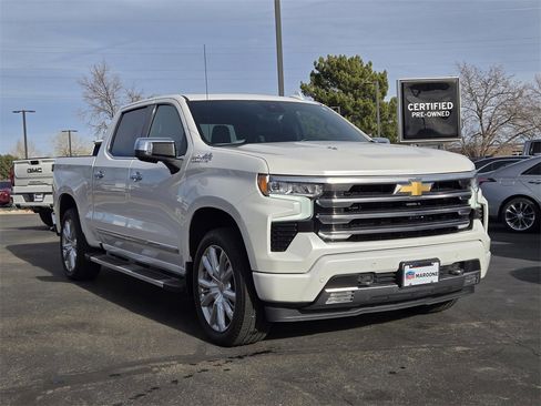 Used 2024 Chevrolet Silverado 1500 High Country w/ Technology Package image 2