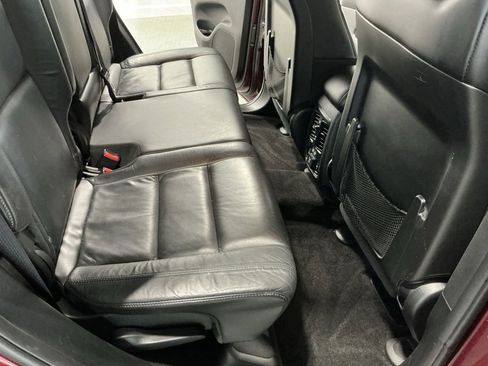 Used 2018 Jeep Grand Cherokee Limited image 28