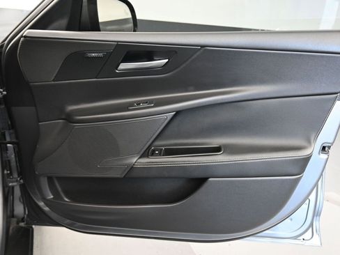 Used 2019 Jaguar XE S image 38