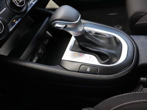 Used 2023 Kia Forte LXS image 17