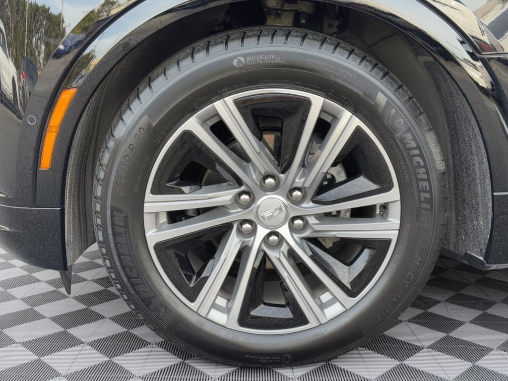 Used 2024 Cadillac Lyriq Luxury AWD/4WD image 13