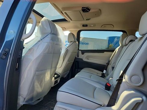 New 2026 Honda Odyssey Touring image 10
