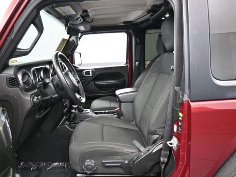 Used 2022 Jeep Wrangler Sport AWD/4WD image 11