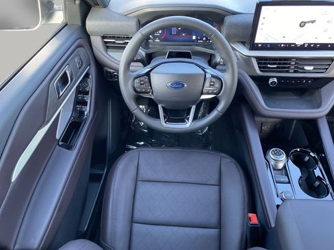 New 2026 Ford Explorer Platinum RWD image 11