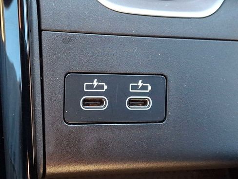 Used 2025 BMW X1 xDrive28i w/ Technology Package image 24