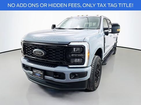 New 2026 Ford F250 Lariat w/ Black Appearance Package image 3