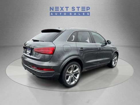 Used 2018 Audi Q3 2.0T Premium Plus w/ Premium Plus Package AWD/4WD image 8