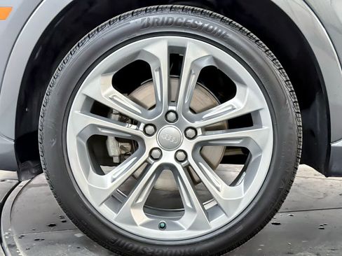 Used 2018 Audi Q3 2.0T Premium Plus w/ Premium Plus Package AWD/4WD image 26