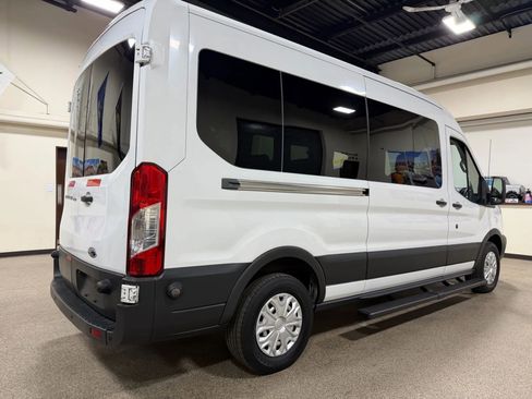 Used 2015 Ford Transit 250 148 Medium Roof image 17