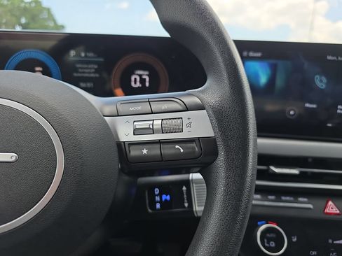 Certified 2025 Hyundai Sonata SEL FWD image 21