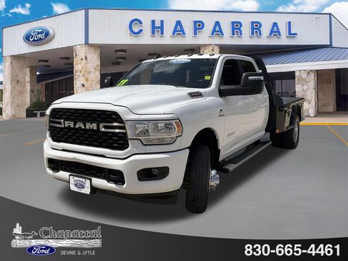 Used 2023 RAM 3500 Big Horn w/ Level 1 Equipment Group AWD/4WD image 2
