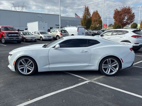 Used 2018 Chevrolet Camaro LT w/ RS Package image 4