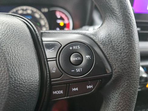 Used 2023 Toyota RAV4 XLE image 21