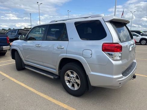 Used 2013 Toyota 4Runner SR5 w/ Premium Pkg w/3rd Row Seat AWD/4WD image 8