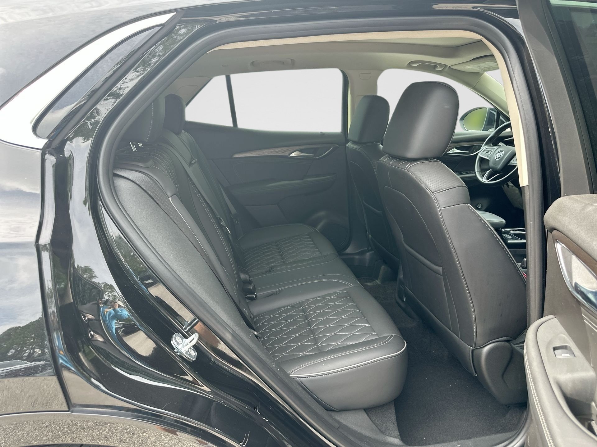 Certified 2023 Buick Envision Avenir FWD image 27