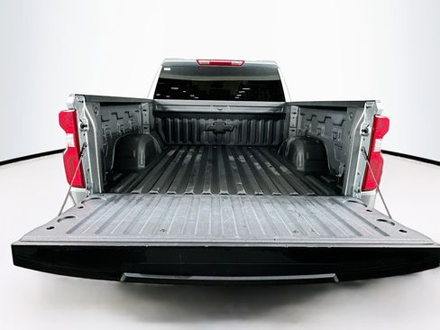 Used 2024 Chevrolet Silverado 1500 RST image 28