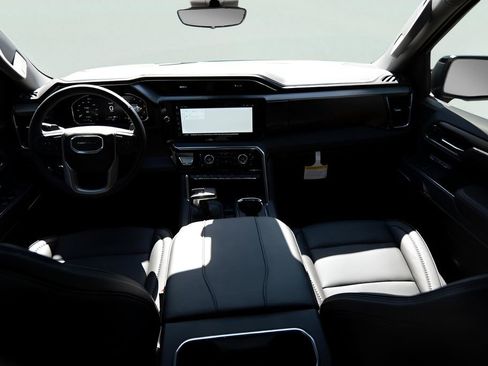 New 2026 GMC Sierra 1500 Denali w/ Denali Reserve Package image 24
