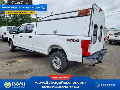 Used 2017 Ford F250 XL w/ XL Value Package AWD/4WD image 3