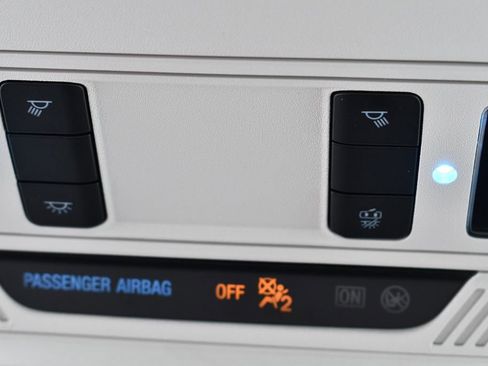 Used 2025 Ford Mustang Mach-E Premium image 32