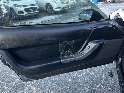 Used 1991 Chevrolet Corvette Coupe image 18