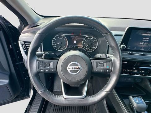 Used 2021 Nissan Rogue SL image 12