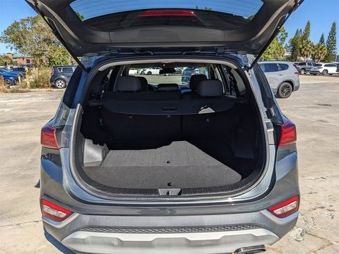 Used 2020 Hyundai Santa Fe SE image 13