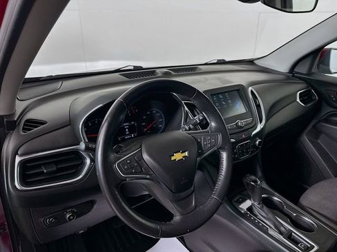 Used 2018 Chevrolet Equinox LT image 10