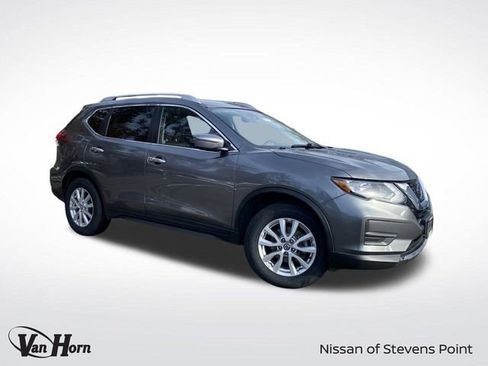 Used 2019 Nissan Rogue SV image 1